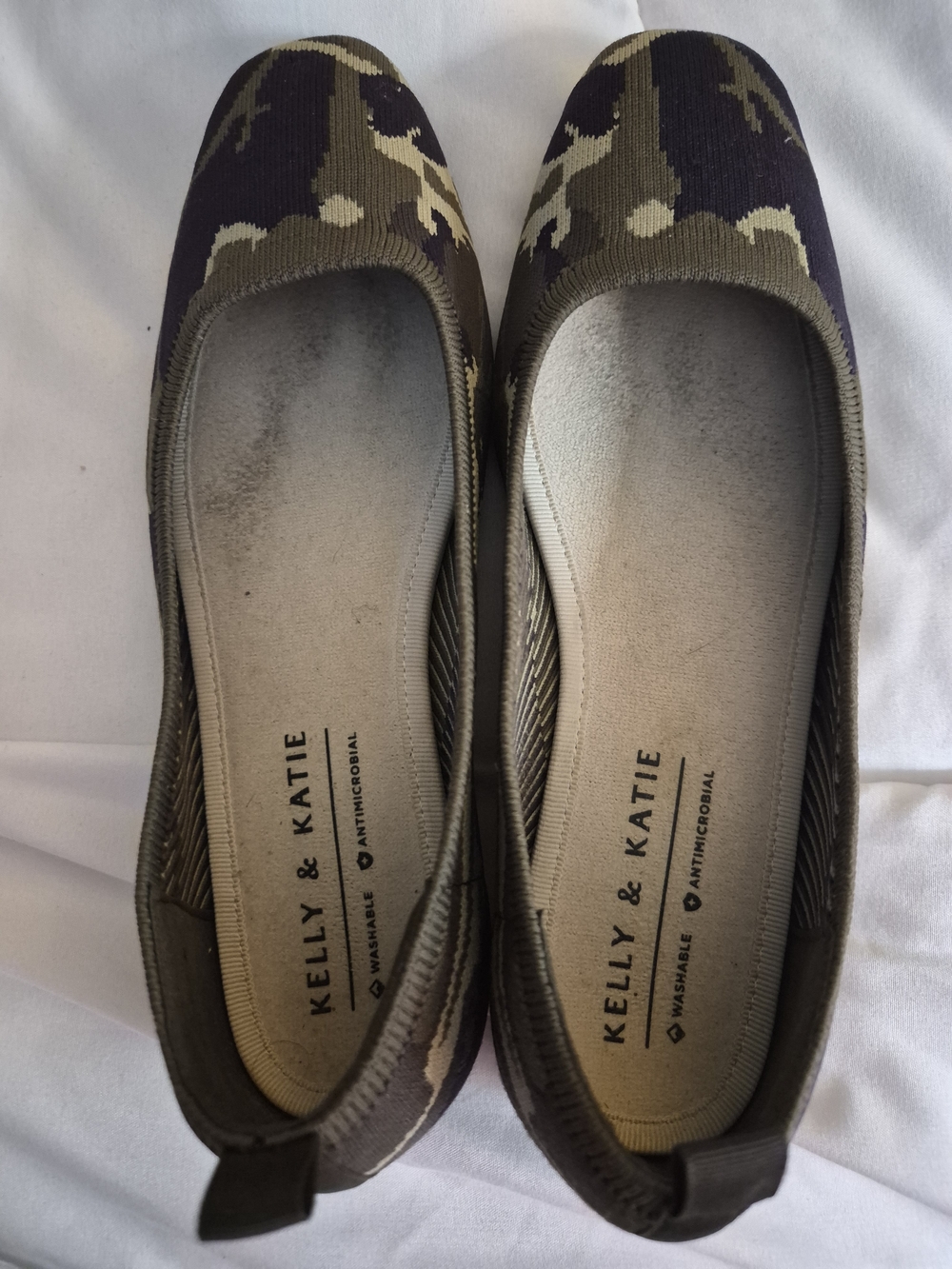 Kelly & Katie Olive & Dark Green Camo Knit Slip-On Flats